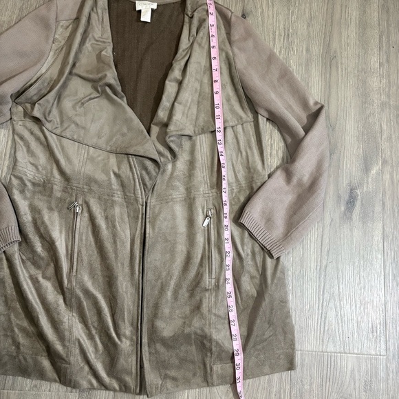 Chicos Faux Suede Open Front Waterfall Cardigan Jacket Women’s Sz 1 Brown Beige - Picture 6 of 12